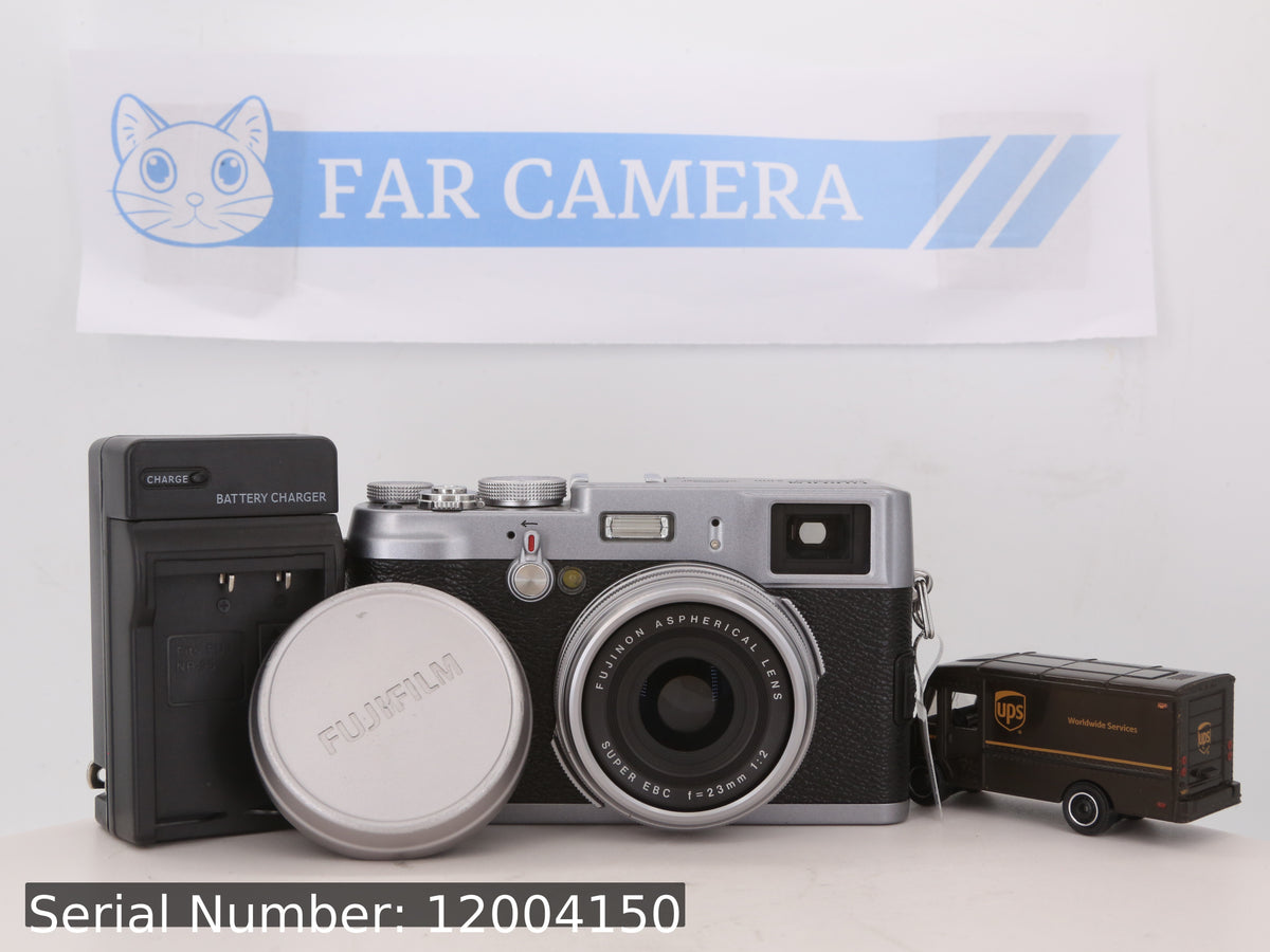 [Good, Shipping from US] Fujifilm X100 Camera