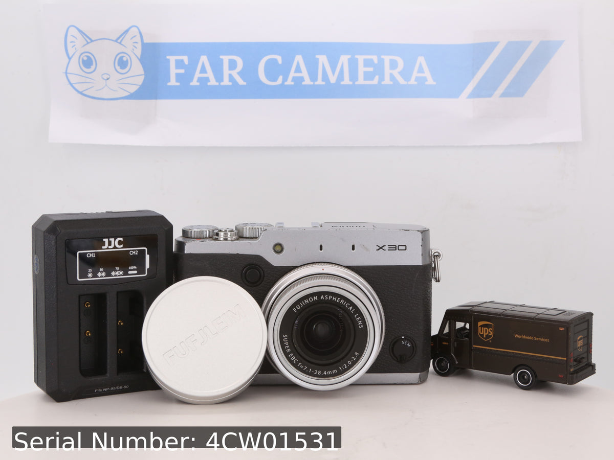 [Good, Shipping from US] Fujifilm X30 Camera
