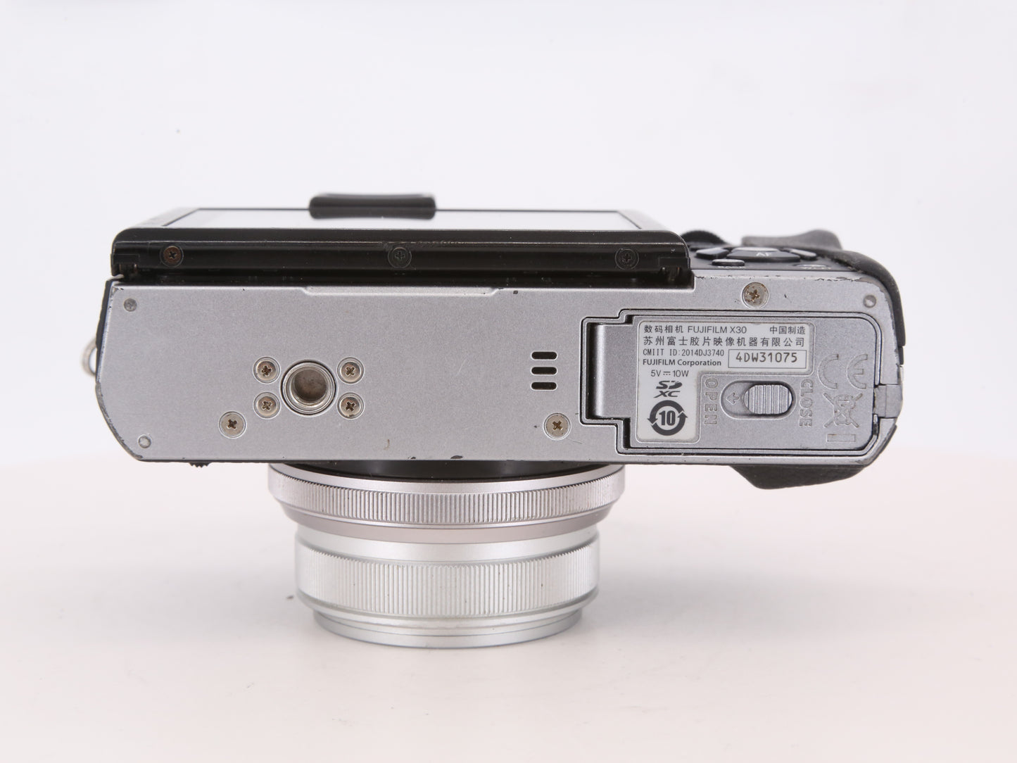 [Good, Fast Shipping] Fujifilm X30 Camera