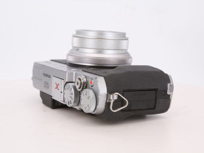 [Good, Fast Shipping] Fujifilm X30 Camera