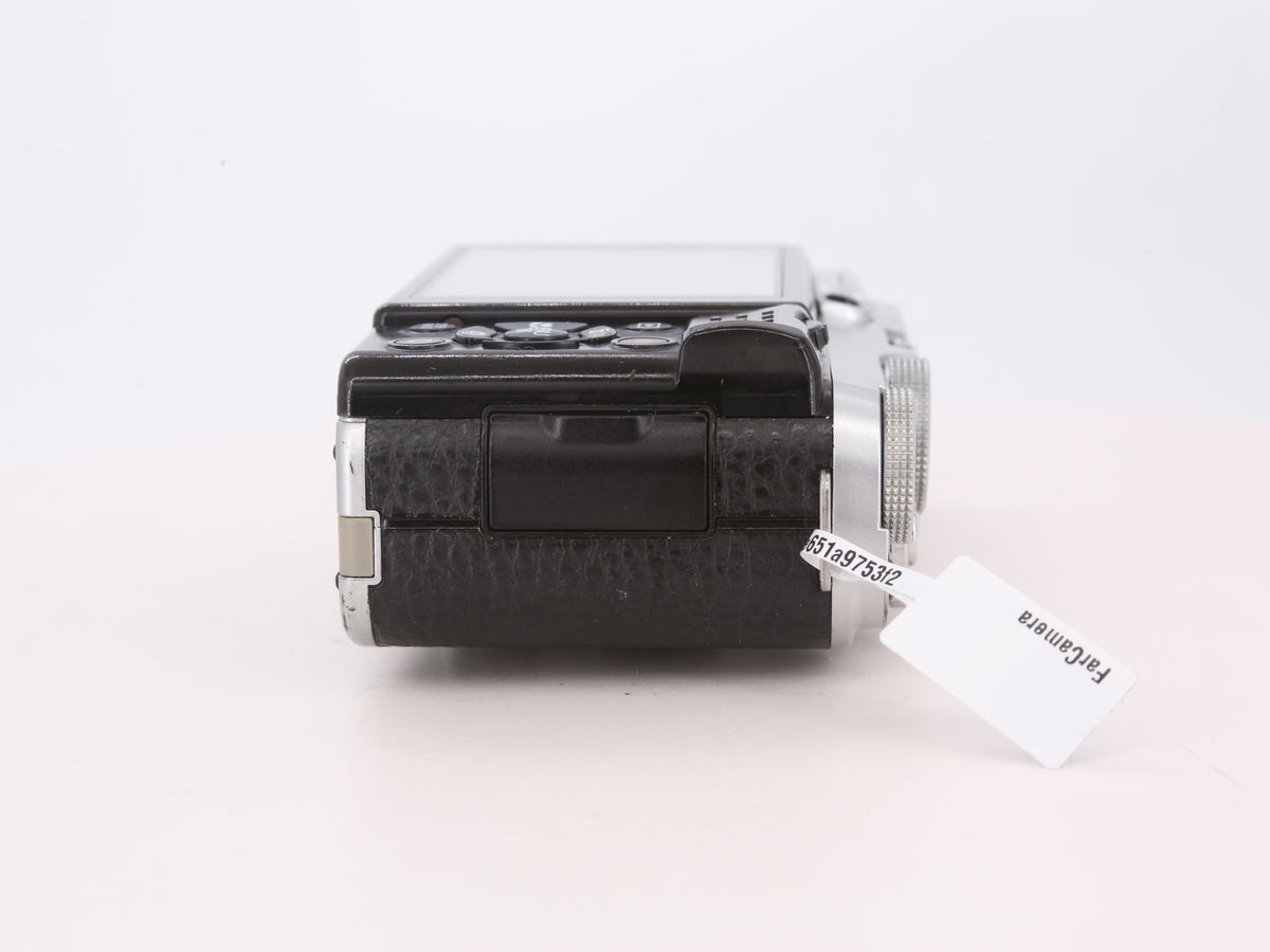 [Good, Shipping from US] Fujifilm X-A1 Camera