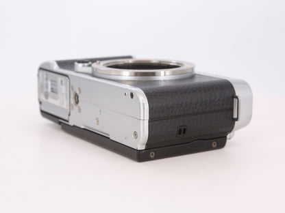 [Good, Shipping from US] Fujifilm X-A1 Camera
