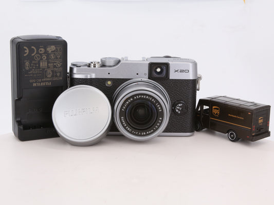 [Good, Fast Shipping] Fujifilm X20 Camera