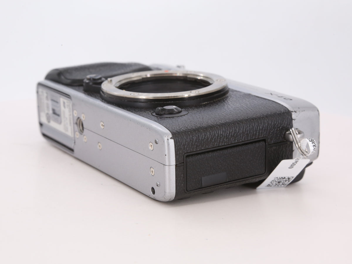 [Good, Shipping from US] Fujifilm X-E2 Camera