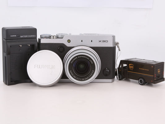 [Good, Fast Shipping] Fujifilm X30 Camera