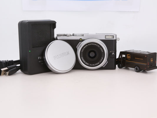 [Good, Fast Shipping] Fujifilm X70 Camera