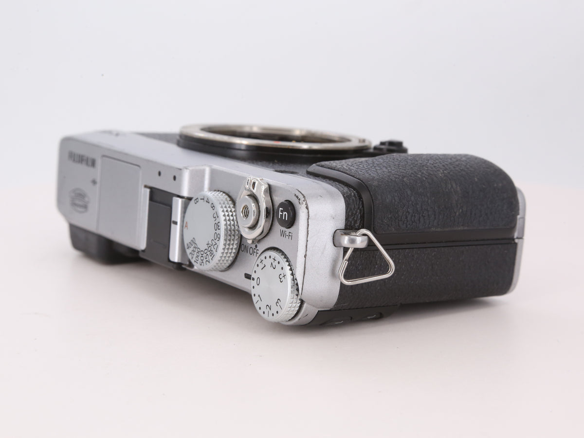 [Good, Shipping from US] Fujifilm X-E2 Camera