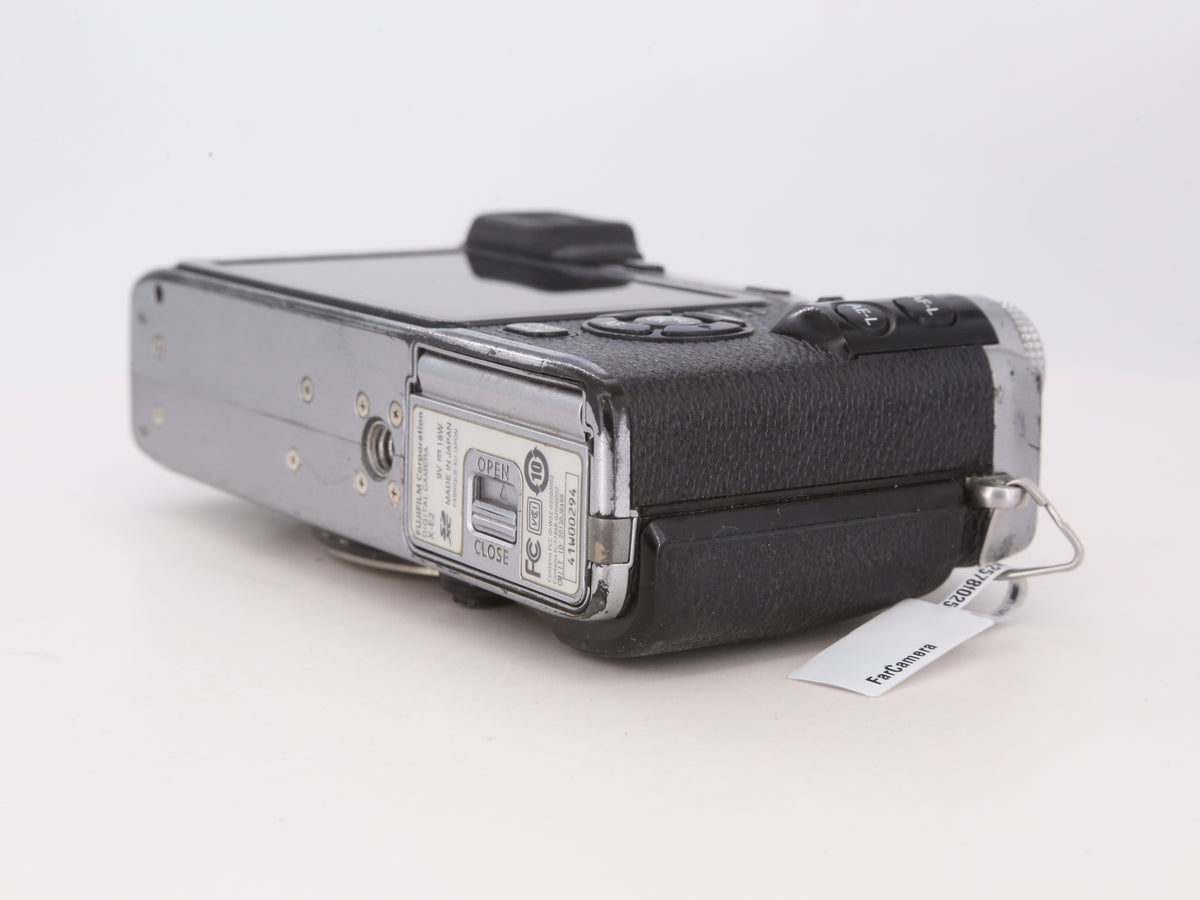 [Good, Shipping from US] Fujifilm X-E2 Camera