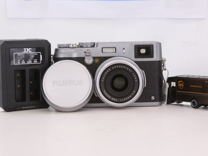 [Good, Fast Shipping] Fujifilm X100S Camera