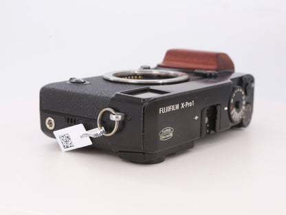 [Good, Shipping from US] Fujifilm X-Pro1 Camera