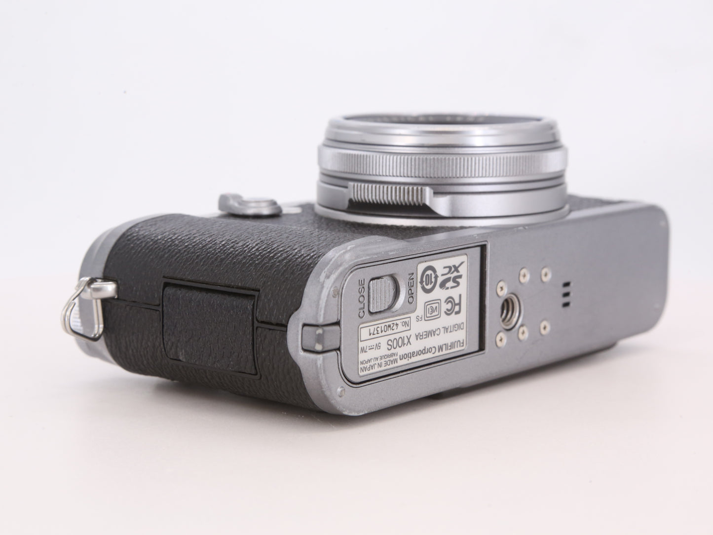 [Good, Fast Shipping] Fujifilm X100S Camera