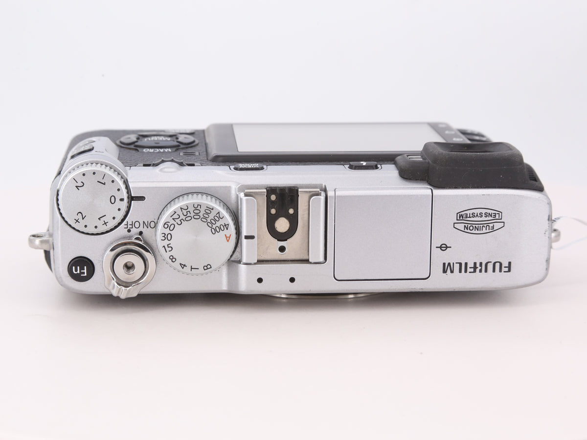[Good, Shipping from US] Fujifilm X-E1 Camera