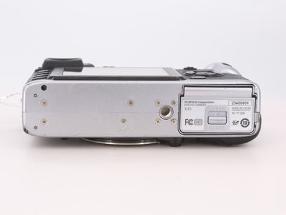 [Good, Shipping from US] Fujifilm X-E1 Camera