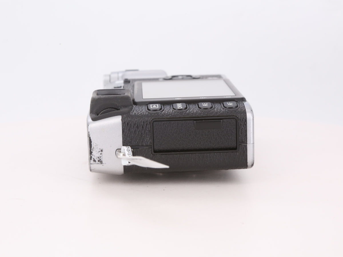 [Good, Shipping from US] Fujifilm X-E1 Camera