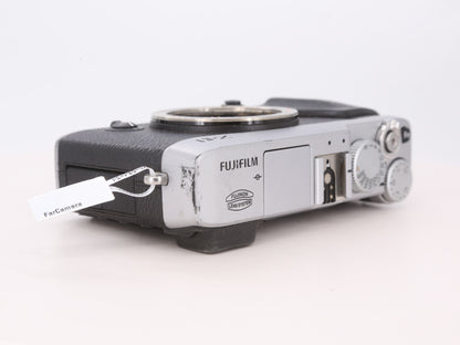 [Good, Shipping from US] Fujifilm X-E1 Camera
