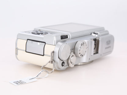 [Good, Shipping from US] Fujifilm X-A1 Camera