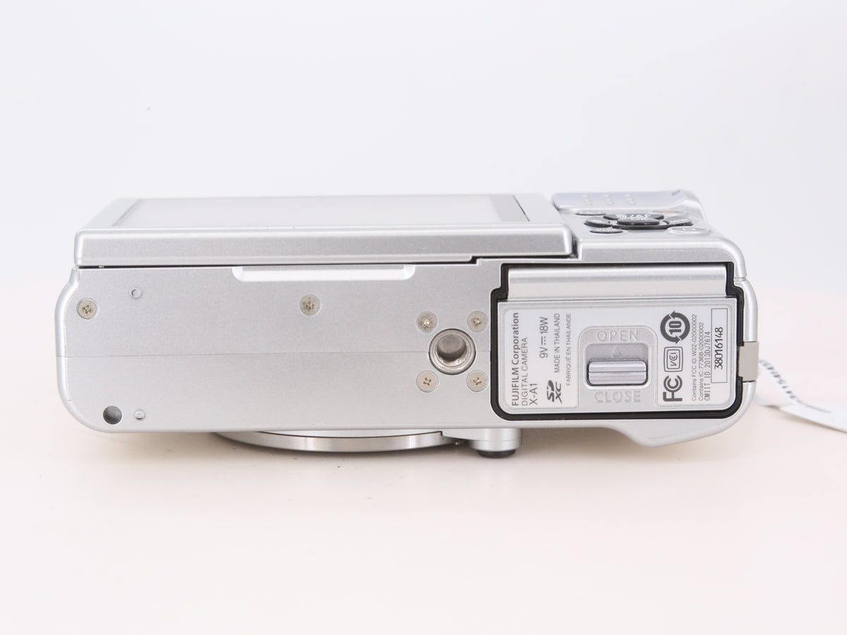 [Good, Shipping from US] Fujifilm X-A1 Camera