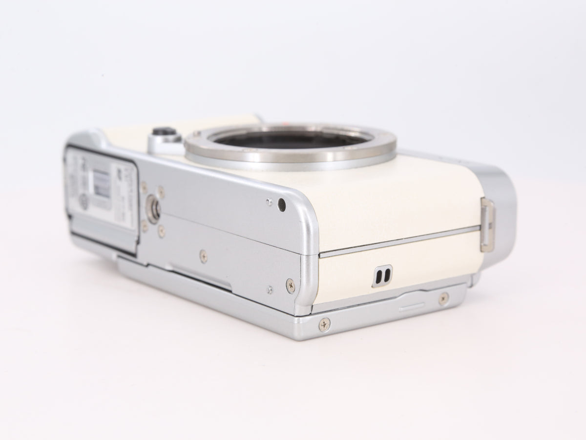 [Good, Shipping from US] Fujifilm X-A1 Camera
