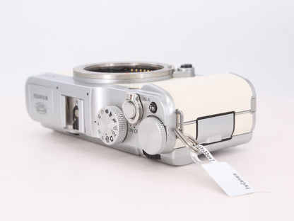[Good, Shipping from US] Fujifilm X-A1 Camera