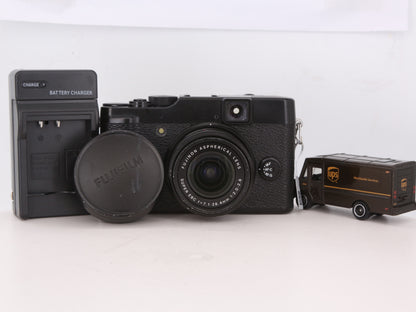 [Good, Shipping from US] Fujifilm X10 Camera