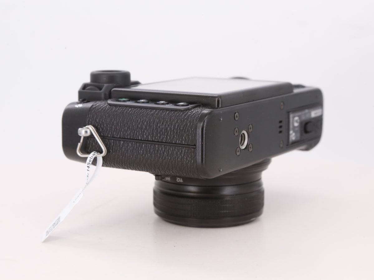 [Good, Shipping from US] Fujifilm X10 Camera