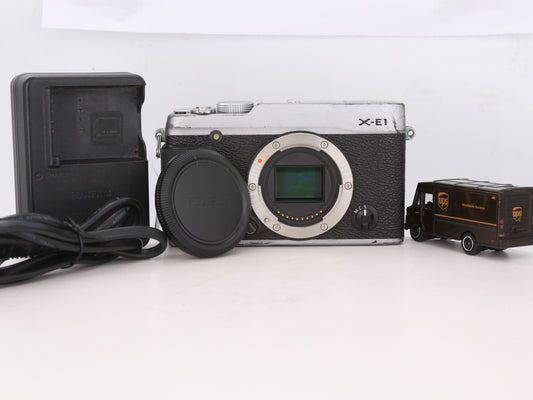 [Good, Shipping from US] Fujifilm X-E1 Camera
