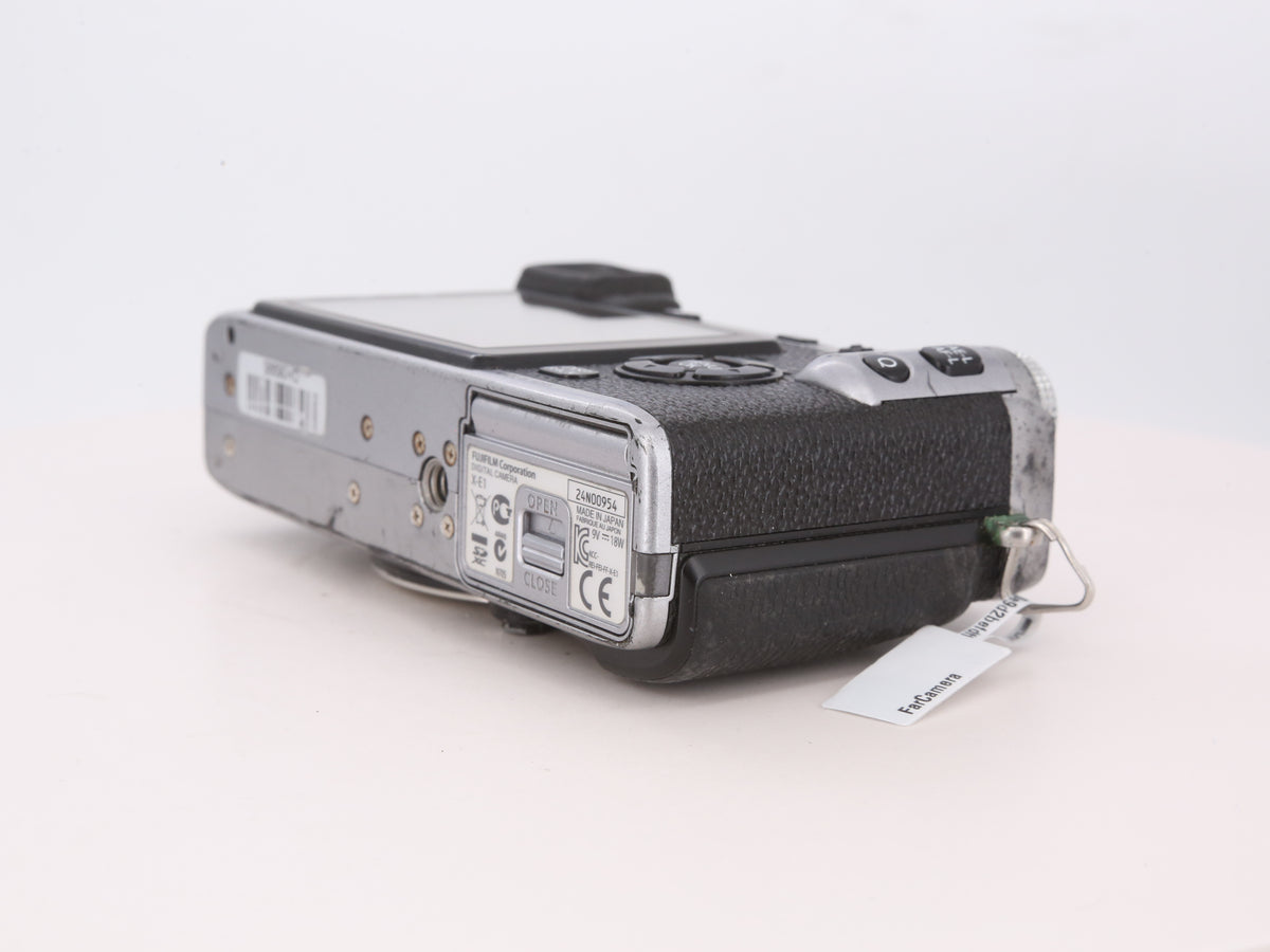 [Good, Shipping from US] Fujifilm X-E1 Camera