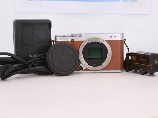 [Good, Fast Shipping] Fujifilm X-M1 Camera