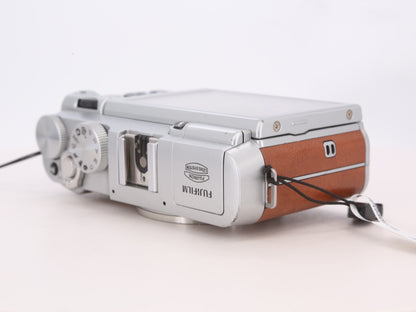 [Good, Fast Shipping] Fujifilm X-M1 Camera