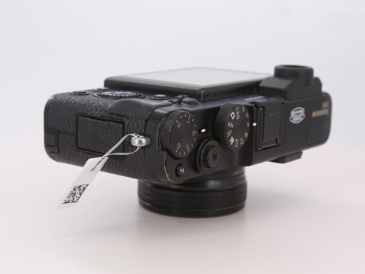 [Good, Shipping from US] Fujifilm X10 Camera