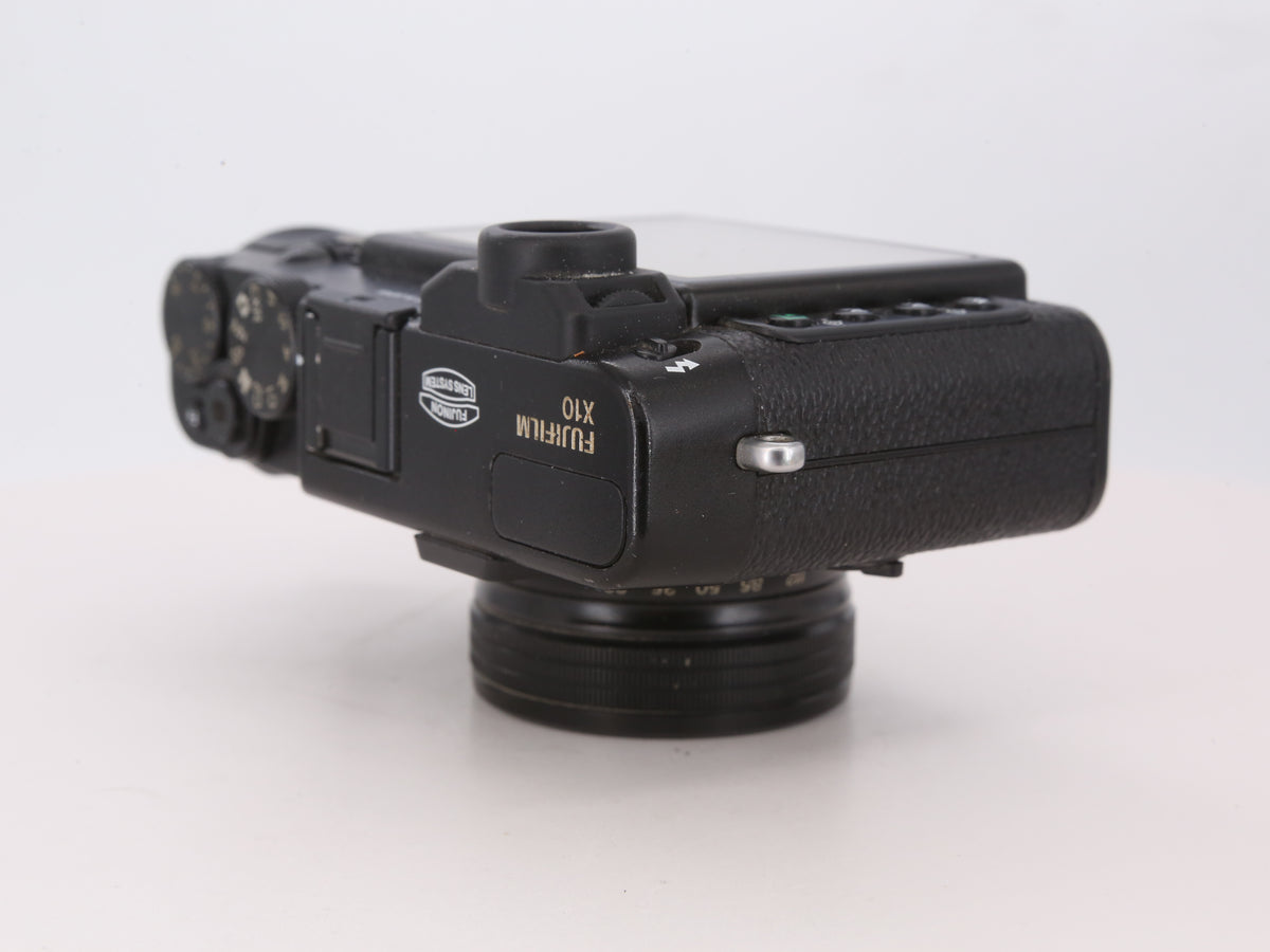 [Good, Shipping from US] Fujifilm X10 Camera