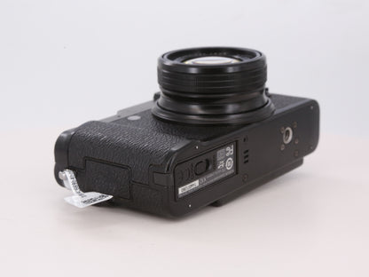 [Good, Shipping from US] Fujifilm X10 Camera