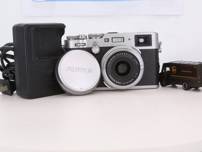 [Good, Fast Shipping] Fujifilm X100F Camera