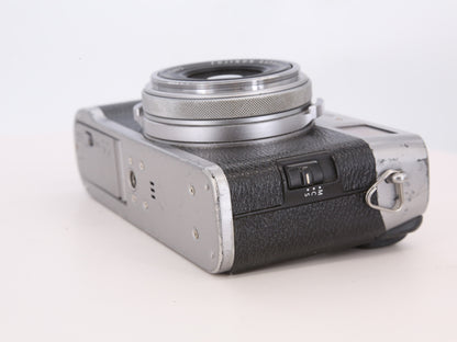 [Good, Fast Shipping] Fujifilm X100F Camera