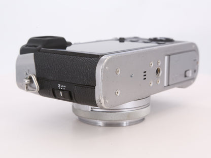 [Good, Fast Shipping] Fujifilm X100F Camera