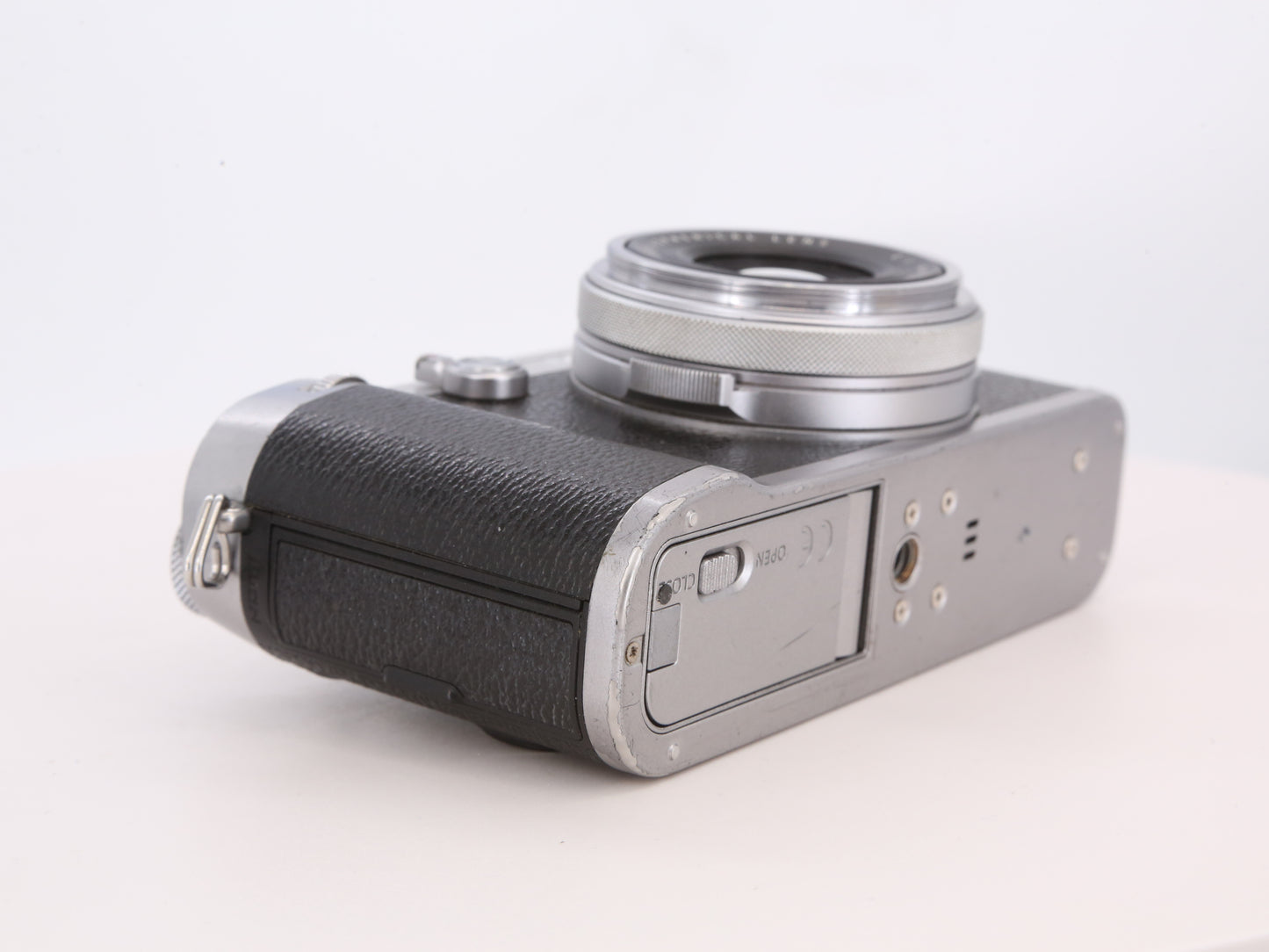 [Good, Fast Shipping] Fujifilm X100F Camera