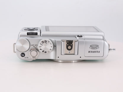 [Good, Shipping from US] Fujifilm X-A1 Camera
