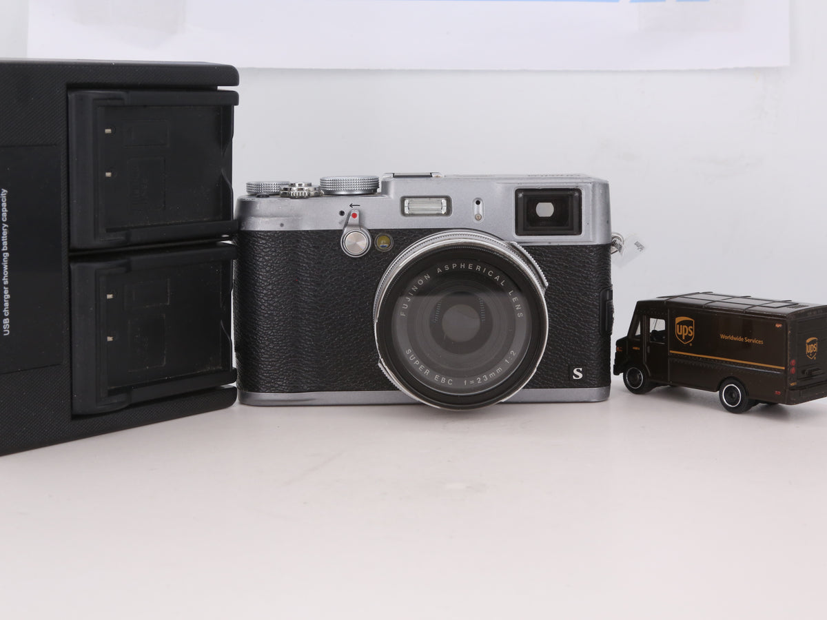 [Good, Shipping from US] Fujifilm X100S Camera