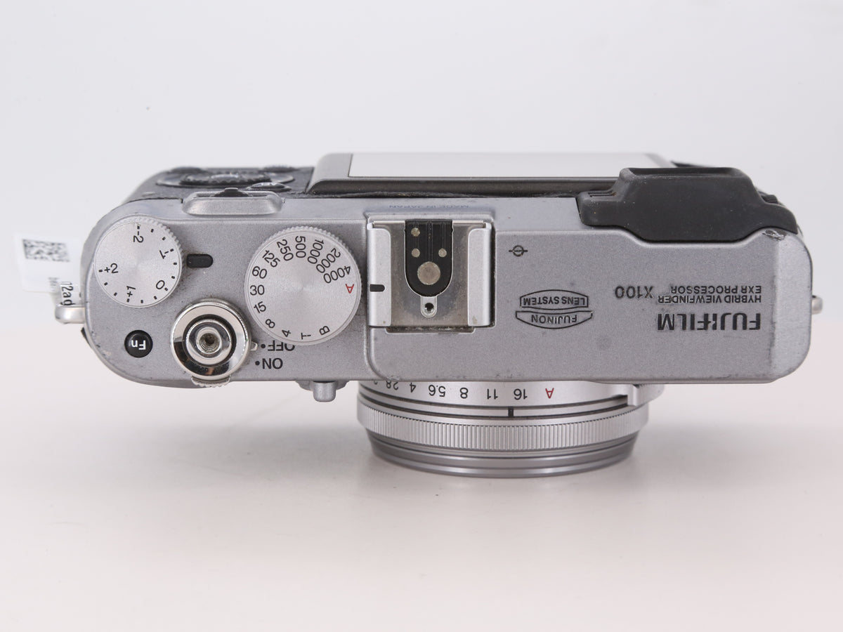[Good, Shipping from US] Fujifilm X100 Camera