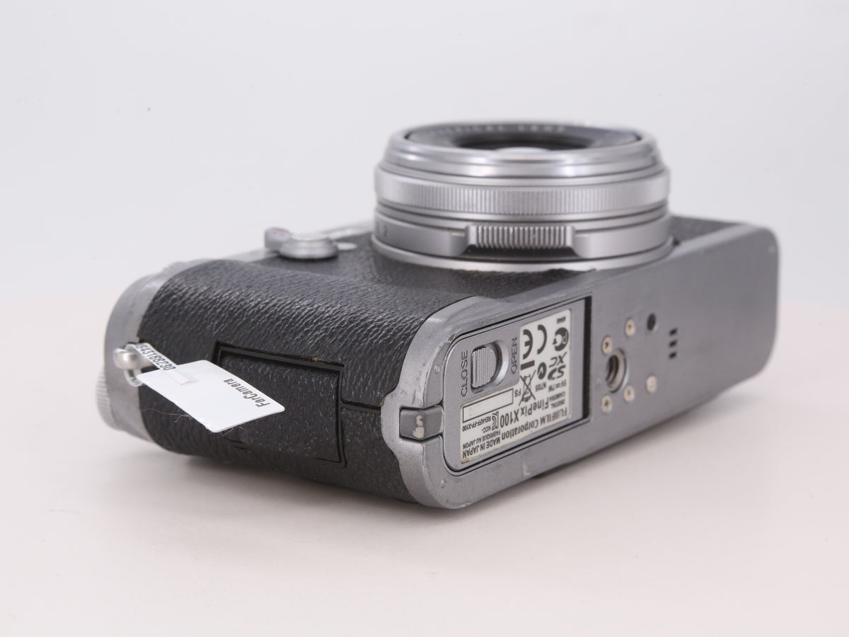 [Good, Shipping from US] Fujifilm X100 Camera
