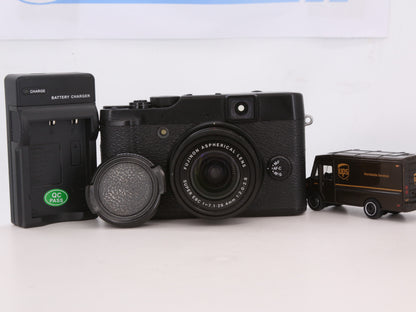 [Good, Fast Shipping] Fujifilm X10 Camera