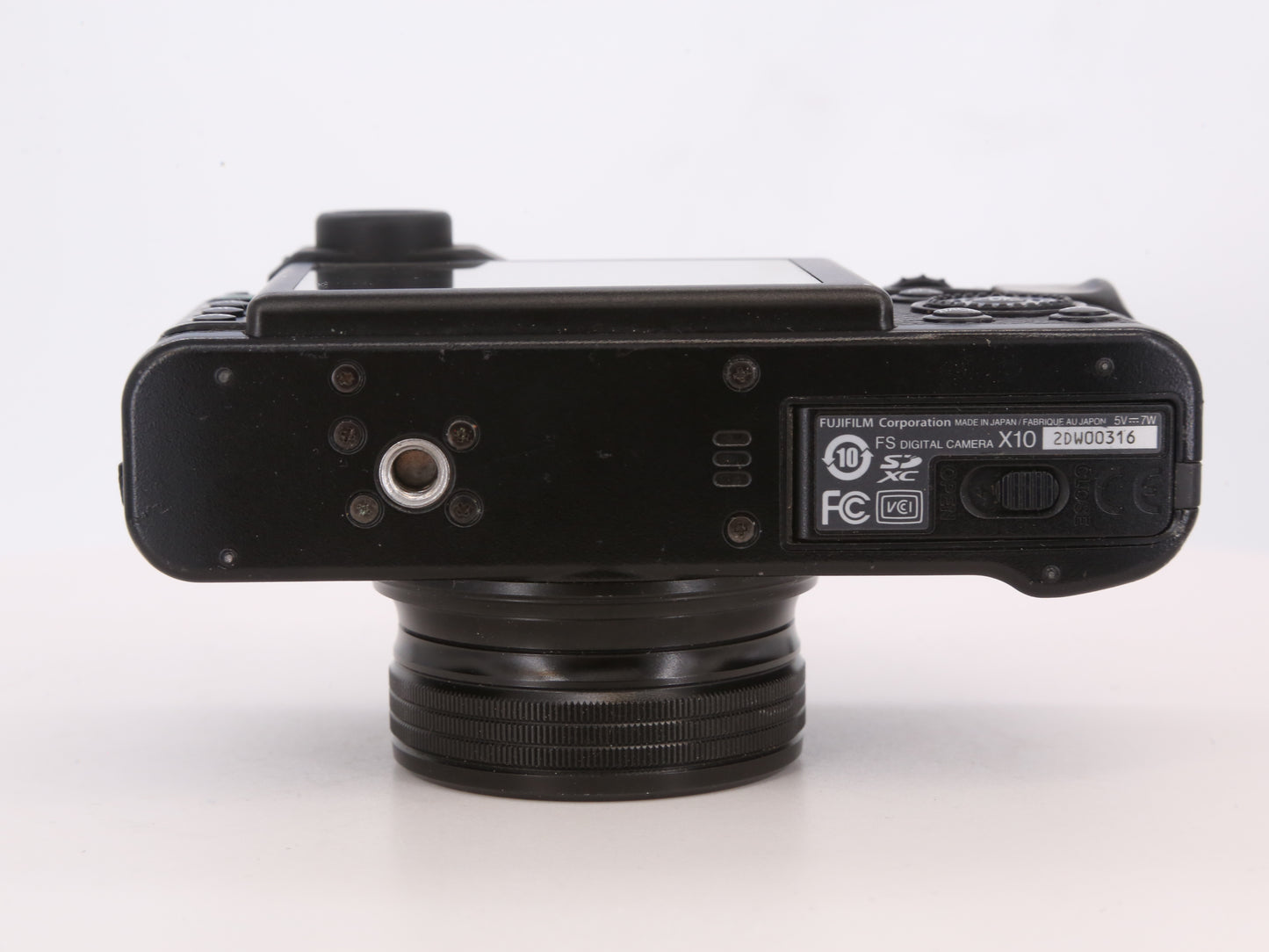 [Good, Fast Shipping] Fujifilm X10 Camera