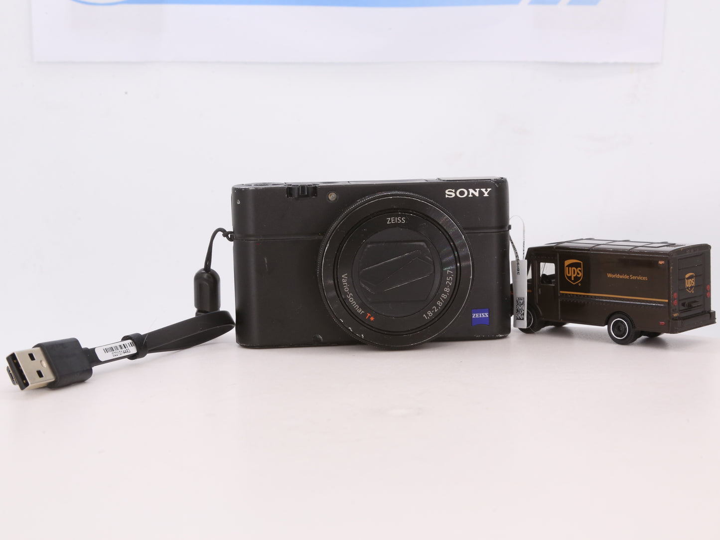 [Good, Fast Shipping] Sony DSC-RX100 III M3 Camera