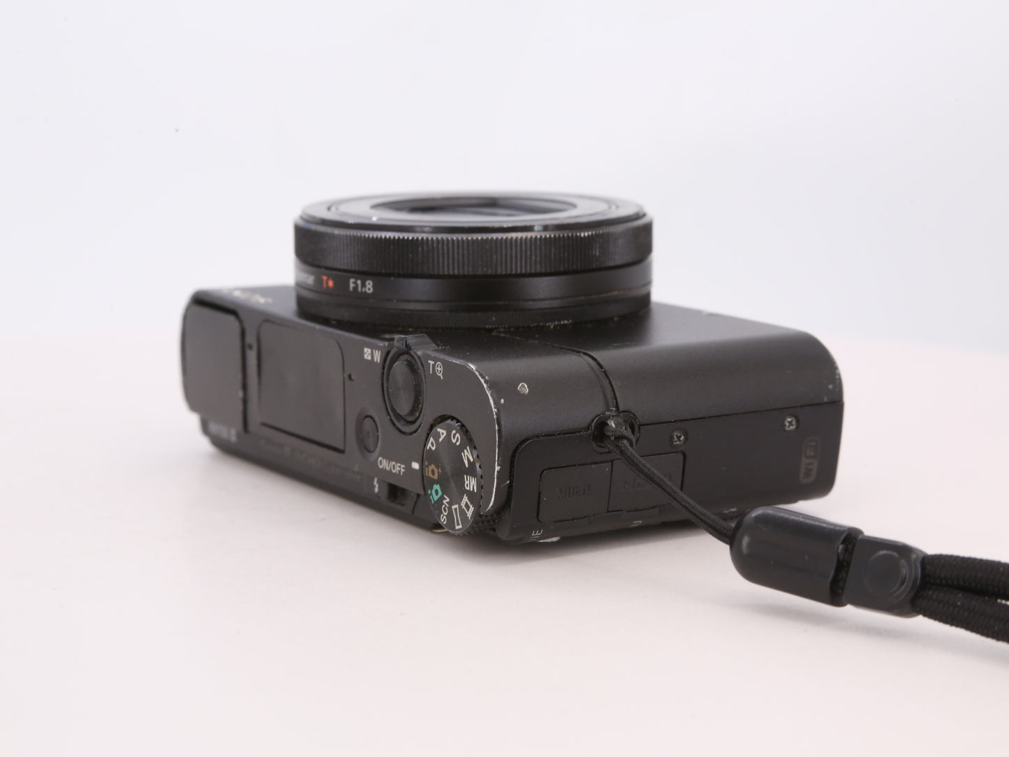 [Good, Fast Shipping] Sony DSC-RX100 III M3 Camera