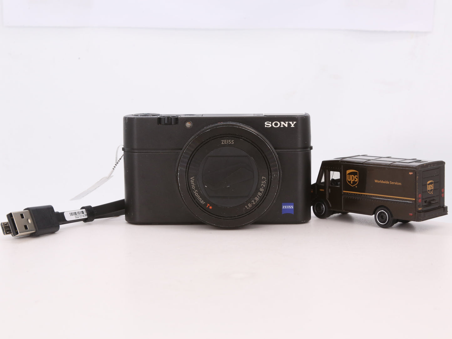 [Good, Fast Shipping] Sony DSC-RX100 III M3 Camera