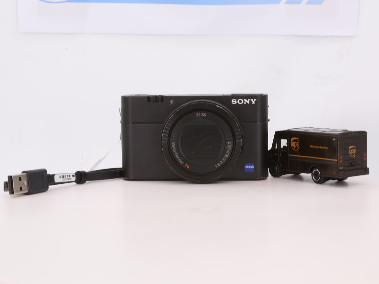 [Good, Fast Shipping] Sony DSC-RX100 V M5 Camera