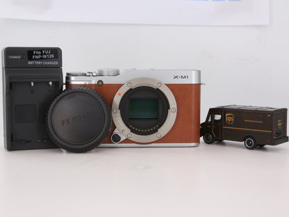[Good, Shipping from US] Fujifilm X-M1 Camera