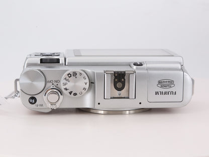[Good, Shipping from US] Fujifilm X-M1 Camera