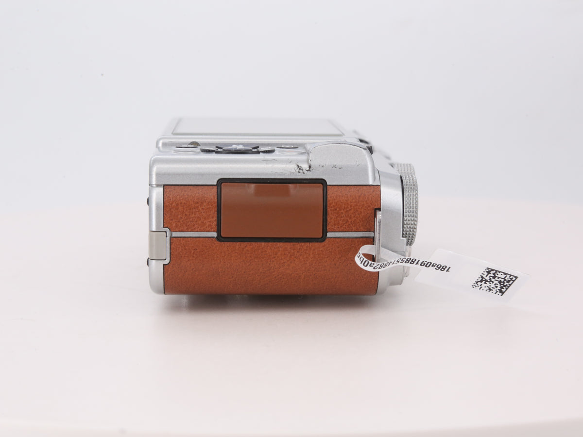 [Good, Shipping from US] Fujifilm X-M1 Camera