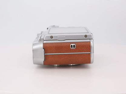 [Good, Shipping from US] Fujifilm X-M1 Camera